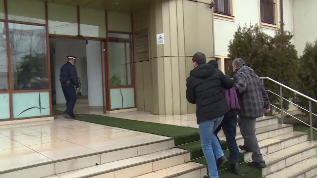 Un bărbat și-a ucis mama și a încercat să ascundă crima: „Satana și-a băgat coada”