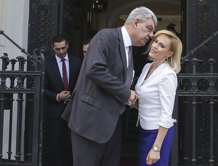 Gabriela Firea intervine în conflictul din PSD, sugerând că şi demisia premierului e o soluţie "utilă"