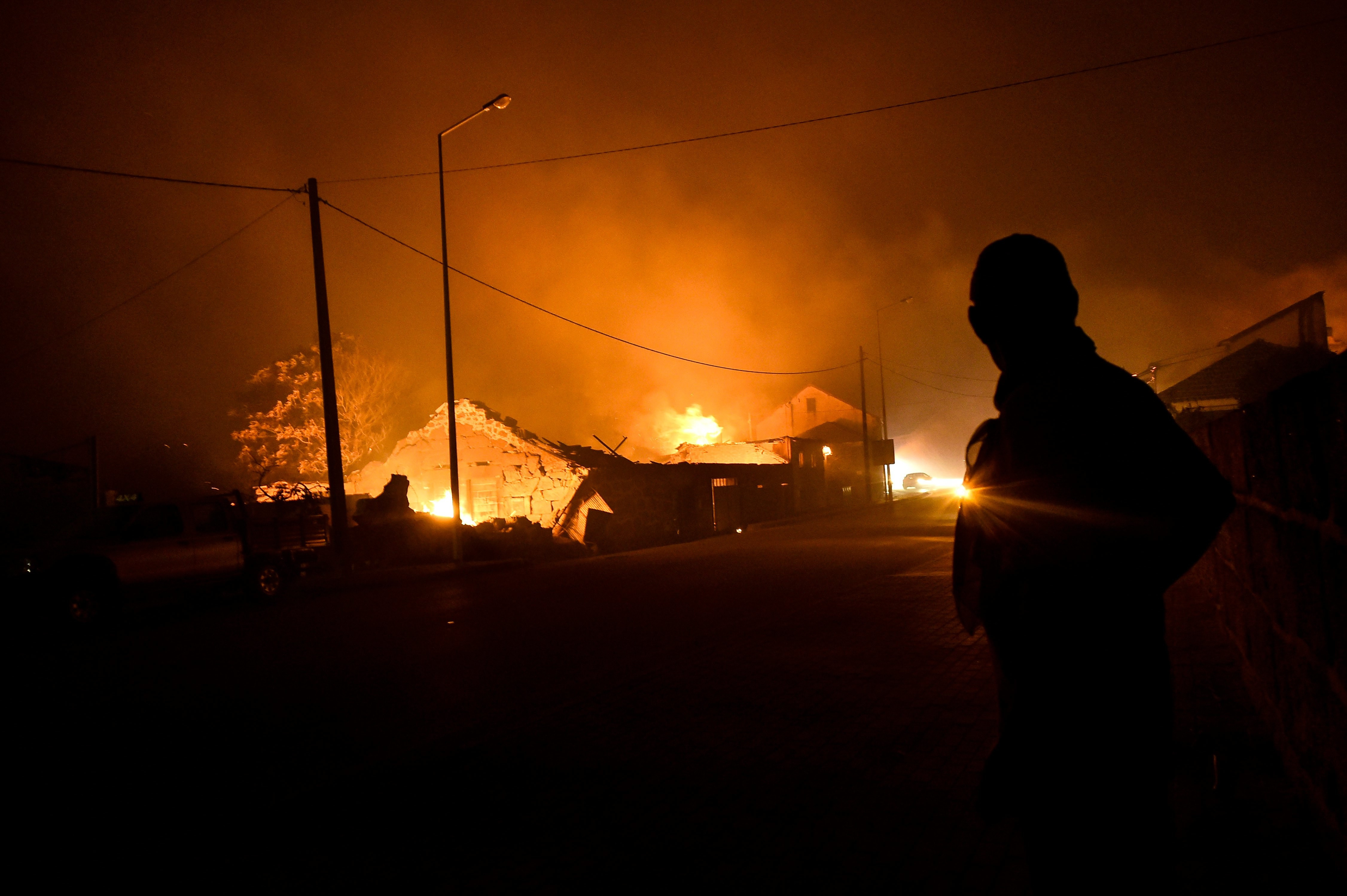 Incendiu la un centru de recreere din Portugalia: 8 morți și 50 de răniți