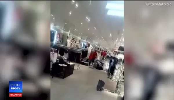 Magazinele H&M din Africa de Sud, devastate de protestatari din cauza unei reclame