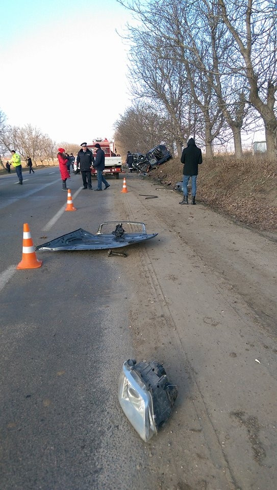 Accident extrem de grav &icirc;n Moldova: 5 morţi şi 2 răniţi &icirc;n stare gravă