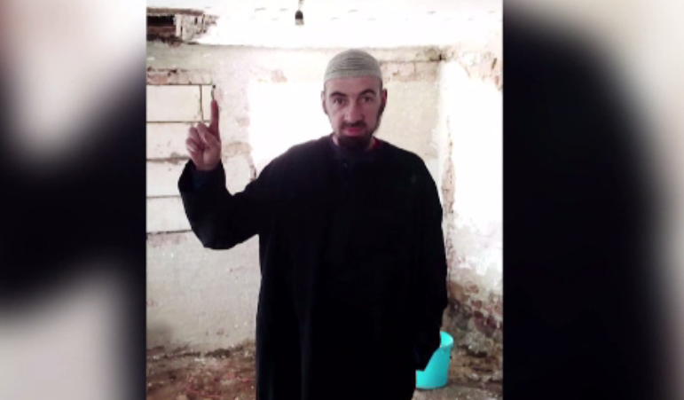 Copilul bărbatului din Argeș arestat pentru legături cu ISIS riscă să fie luat din familie