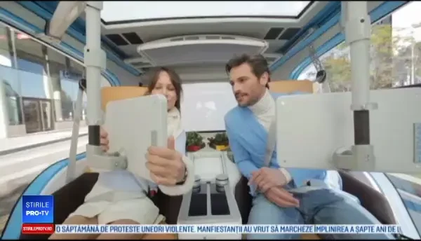 CES 2018. Cum arată mașina care își schimbă aspectul sau autobuzul autonom pentru bătrâni