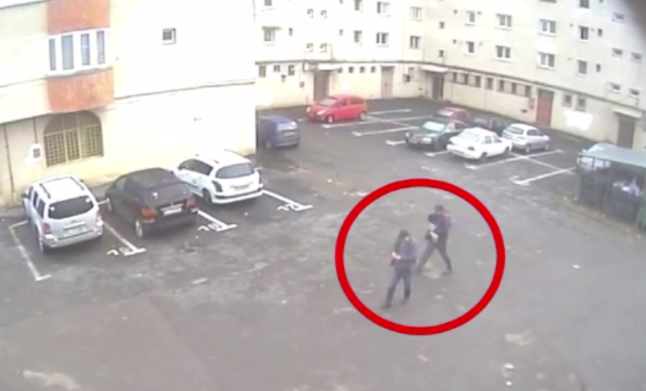 Furt filmat în Cluj. Hoții au furat banii cu care o familie voia să cumpere un apartament
