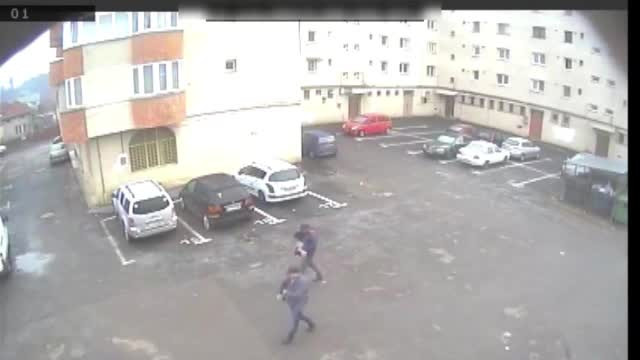 Mii de furturi din case au loc în fiecare an. Ce greșeală fac românii