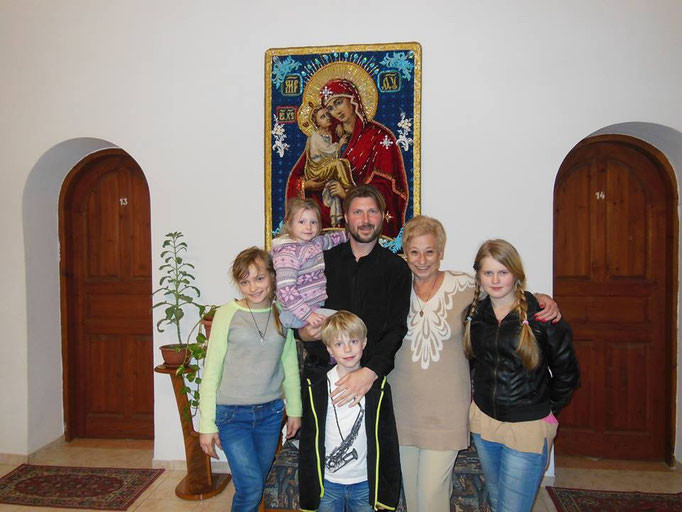 Preot ortodox, închis pentru pedofilie. Viola copii în tabere ale bisericii