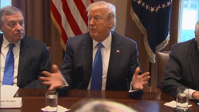 Deși e aproape obez, doctorii îl laudă pe Trump: ”Are niște gene incredibile”