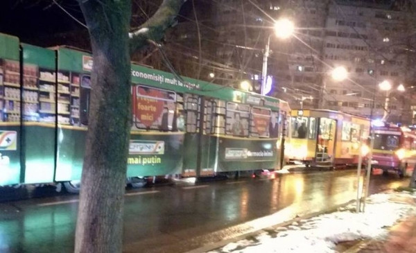 Un pasager a murit într-un tramvai din Galați. Polițiștii fac cercetări pentru moarte suspectă
