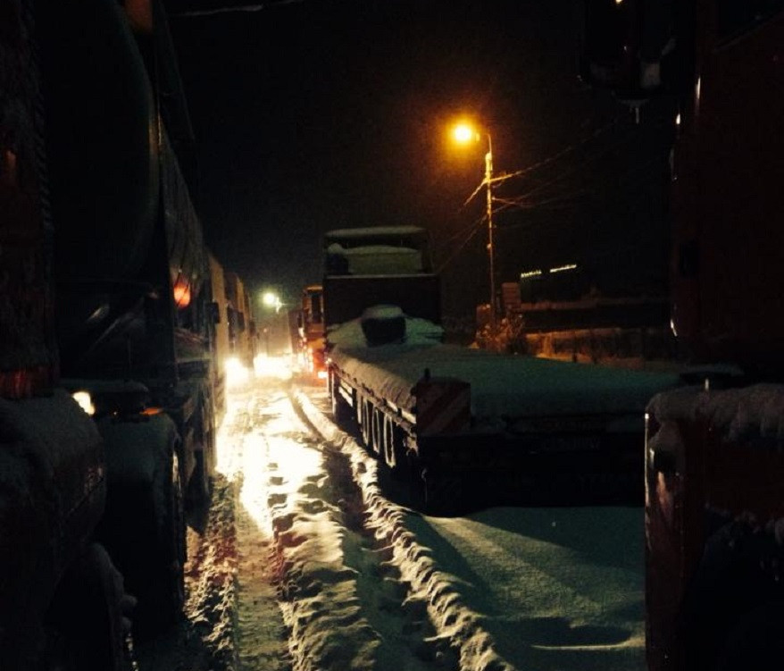 camioane blocate in Predeal