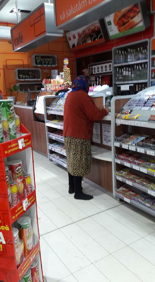 Desculță &icirc;n magazin