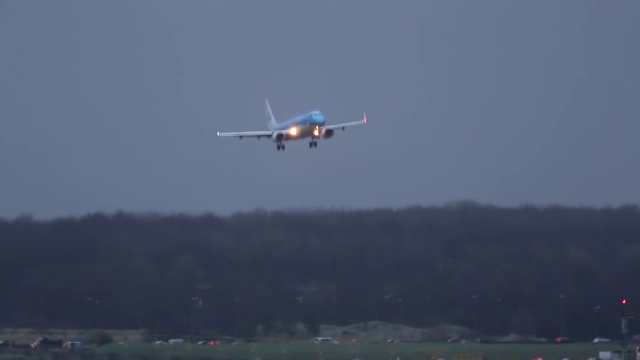 Europa, lovită de furtună: multiple decese și haos în transporturi. Aeroportul Schiphol, închis