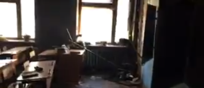 Atac cu un topor și un cocktail Molotov, într-o școală din Rusia: 4 răniți