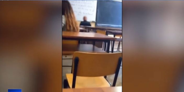 Cazul profesorului care ar fi comis gesturi obscene. Preotul suferă de o boală și avea mâncărimi