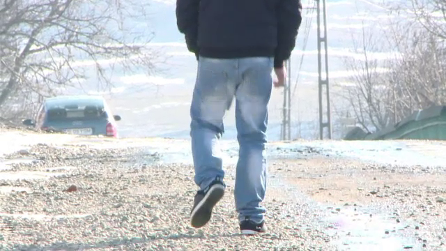 Bătrân din Bacău, bătut și jefuit de individul plătit să-l ajute la treabă