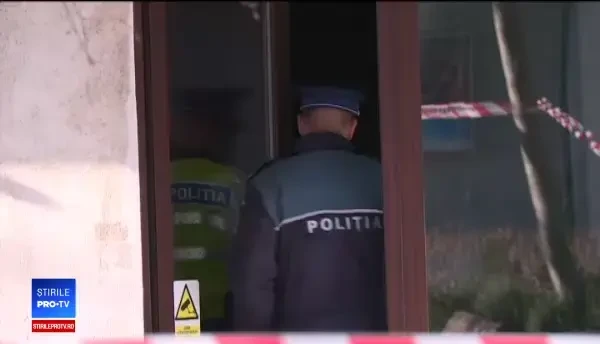 Tânăr ucis într-un bloc din Capitală. Imaginile surprinse de camerele de supraveghere