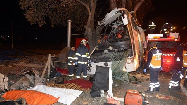 11 morţi şi 46 de răniţi într-un accident de autocar în Turcia. FOTO