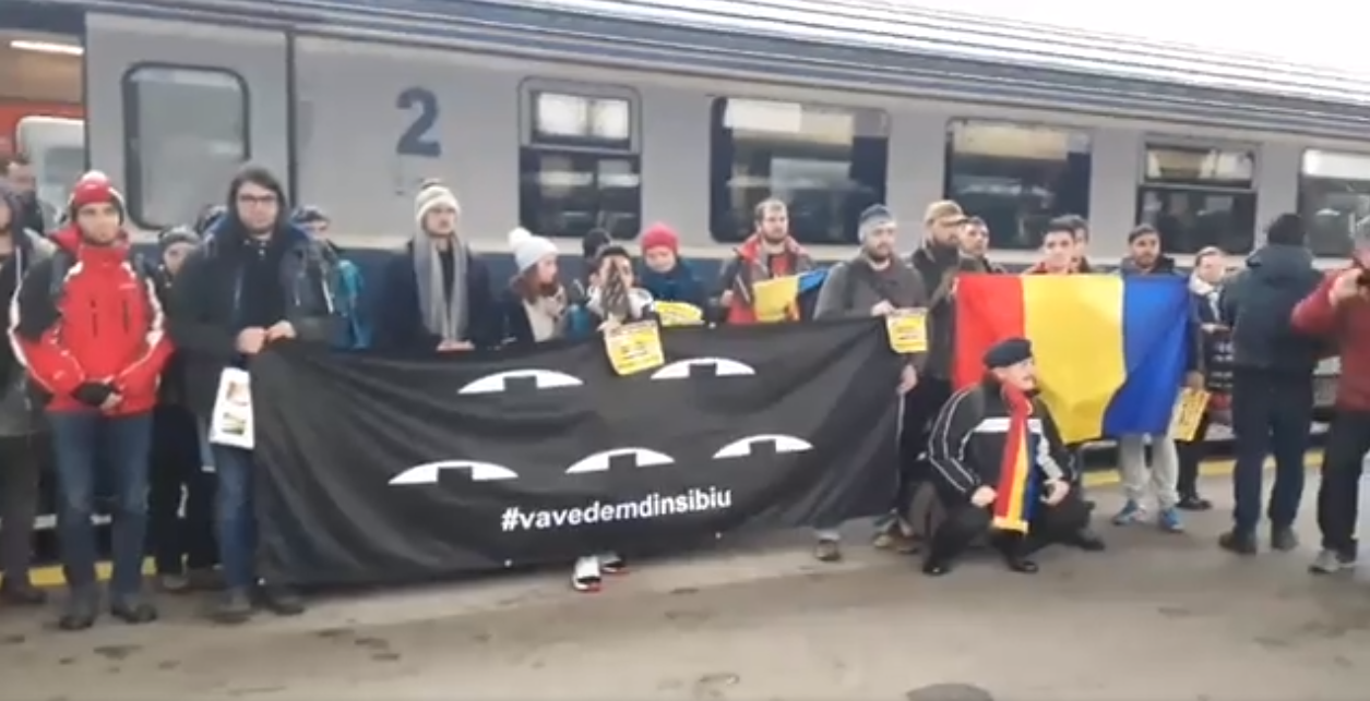 protestatari gara, facebook