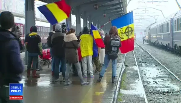 Momentul in care protestatarii au ajuns in Gara de Nord