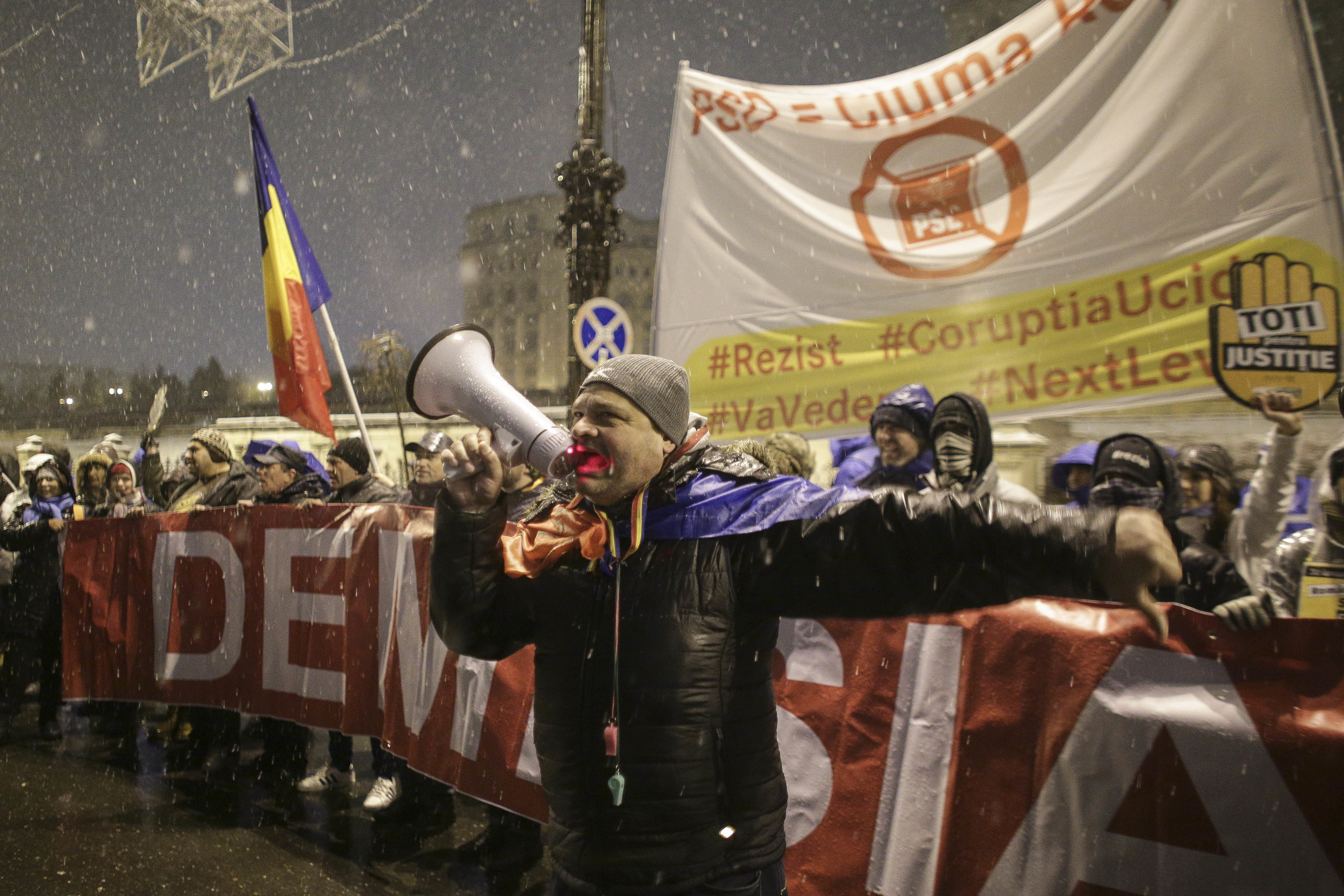 Reportaj Euronews despre proteste: ”Marşul românilor pentru Justiţie” și politicienii cercetați pentru corupție. VIDEO