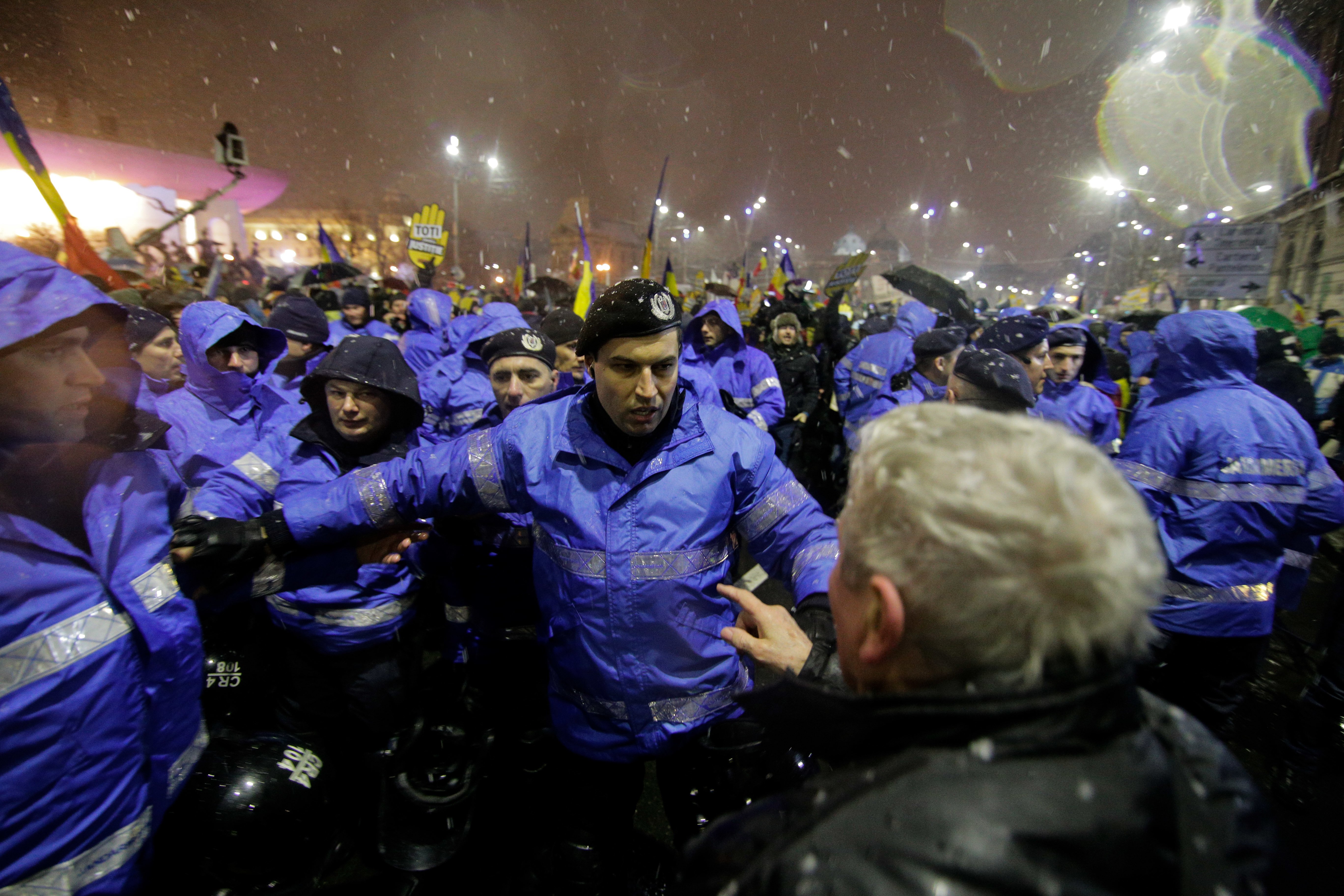 proteste &icirc;n Capitală, 20 ianuarie - 10