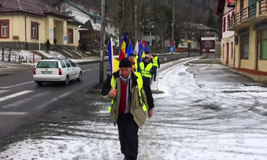 Jurnalul ”Marșului Speranței” de 450 de km, de la Cluj la București. ”Am ajuns să strigăm jos comunismul”