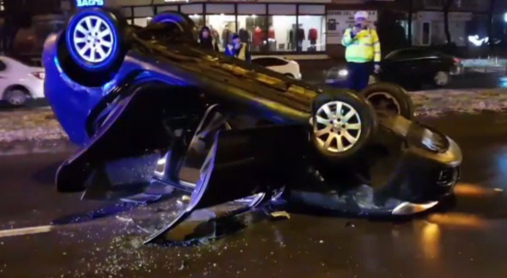 Amețit de aburii alcoolului, un bărbat a fost cascador fără voie în Galați