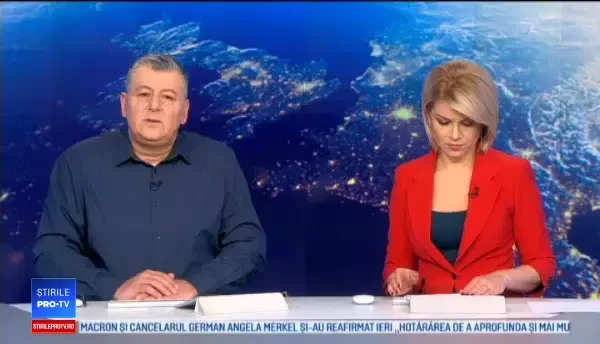 Zeci de copii, salvaţi de drumari din mijlocul nămeţilor. Autocarul lor s-a defectat