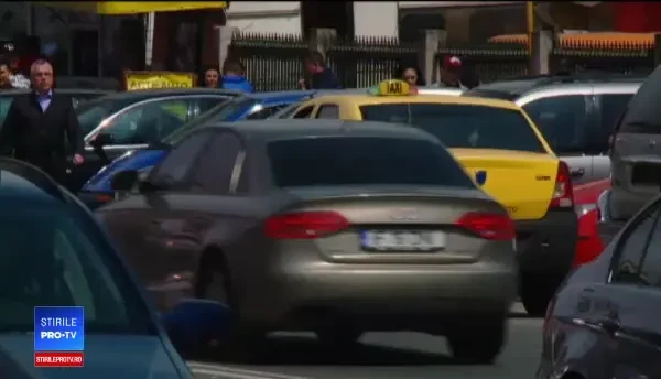 A plătit 15.000 EURO pentru un Mercedes găsit pe un site. Ce a pățit 6 luni mai târziu