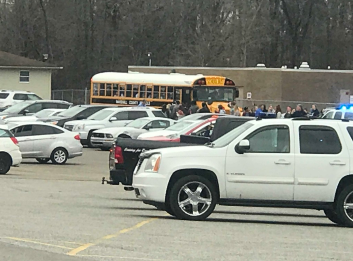 Atac armat la un liceu din SUA. O persoană a murit, cel puțin 4 au fost rănite