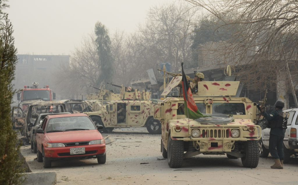 Atac ISIS la sediul Salvați Copiii din Afganistan. 2 persoane au murit, 12 au fost rănite