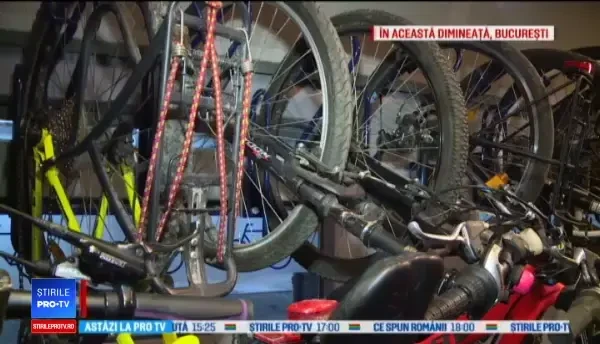 Trenul Unirii a plecat la Iași, cu zeci de bicicliști din Capitală: Vom face o horă pe două roți