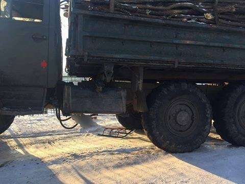 Un copil din Moldova, aflat la săniuș, a sfârșit sub roțile unui camion