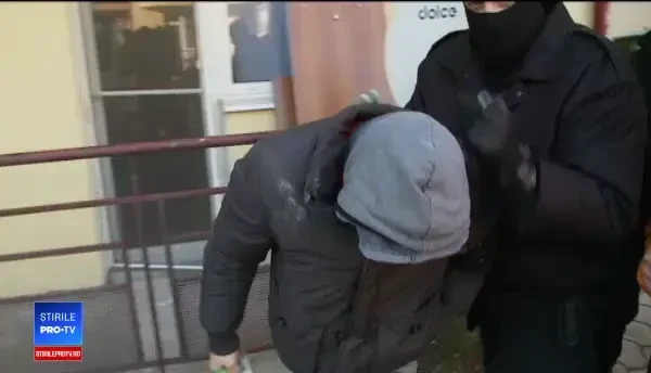 O grupare de români a făcut 12 milioane de euro din traficul internațional de medicamente