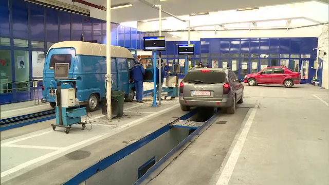 DNA: Dragoş Mandache, coordonator zonal al Departamentului ITP din RAR, reţinut pentru mită