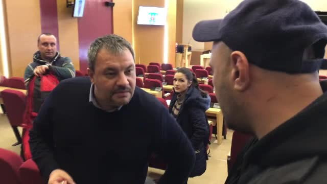 Scandal la Primăria Capitalei cu taximetriștii. ”Pe Facebook ești tare în gură”