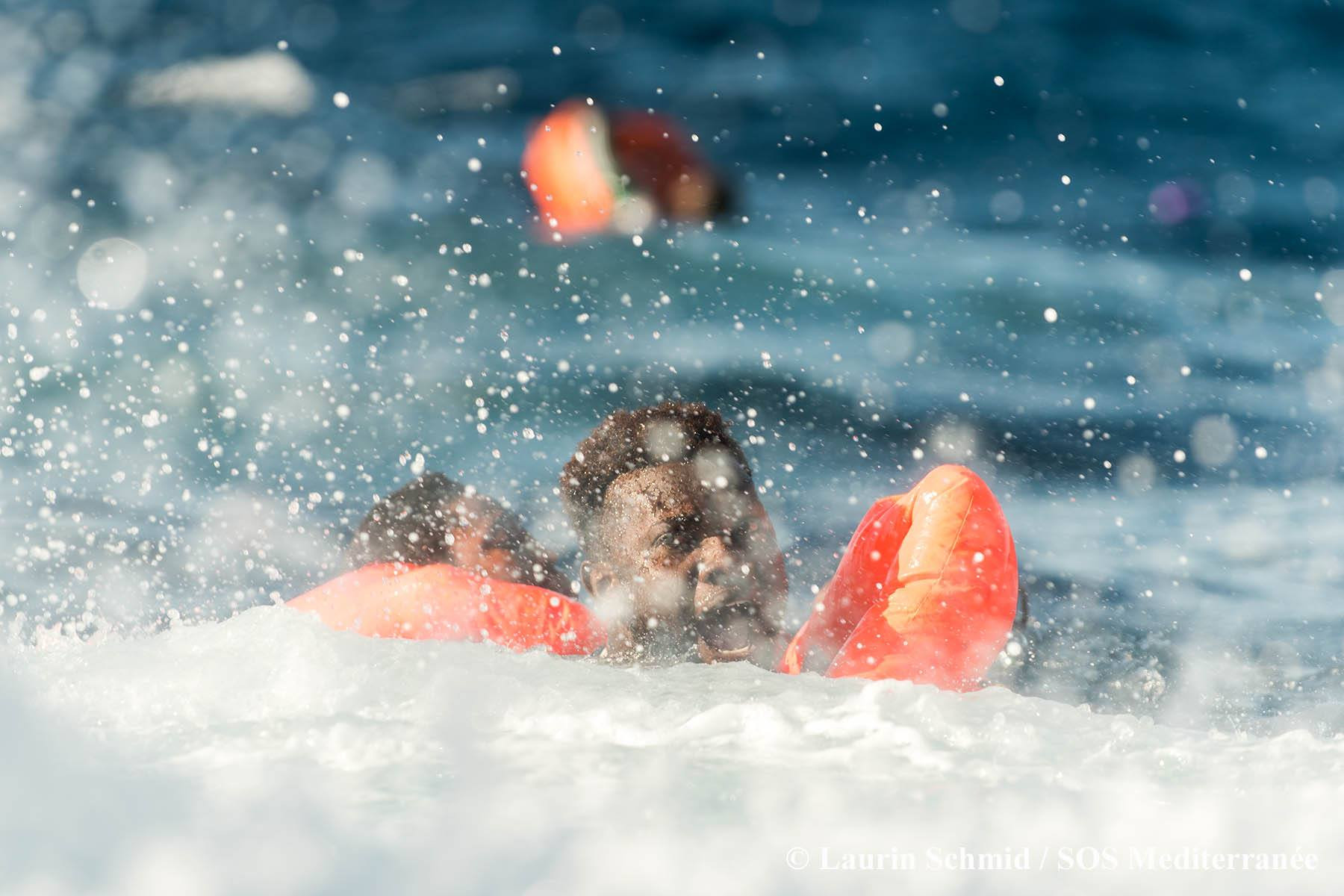"Zi tragică în Mediterana". Două mame din Libia s-au înecat salvându-şi copii
