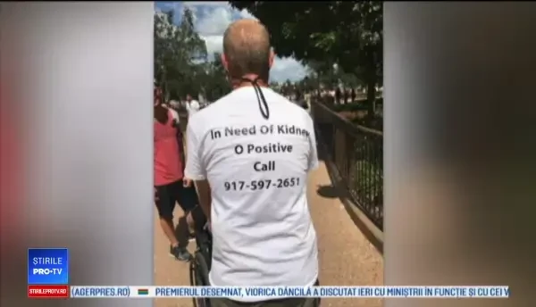 Un american, tatăl a cinci copii, a primit un transplat de rinichi grație unui tricou