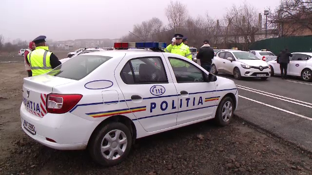 Polițist din Vâlcea chemat să intervină într-un scandal, atacat cu târnăcopul. Agresorul, reținut