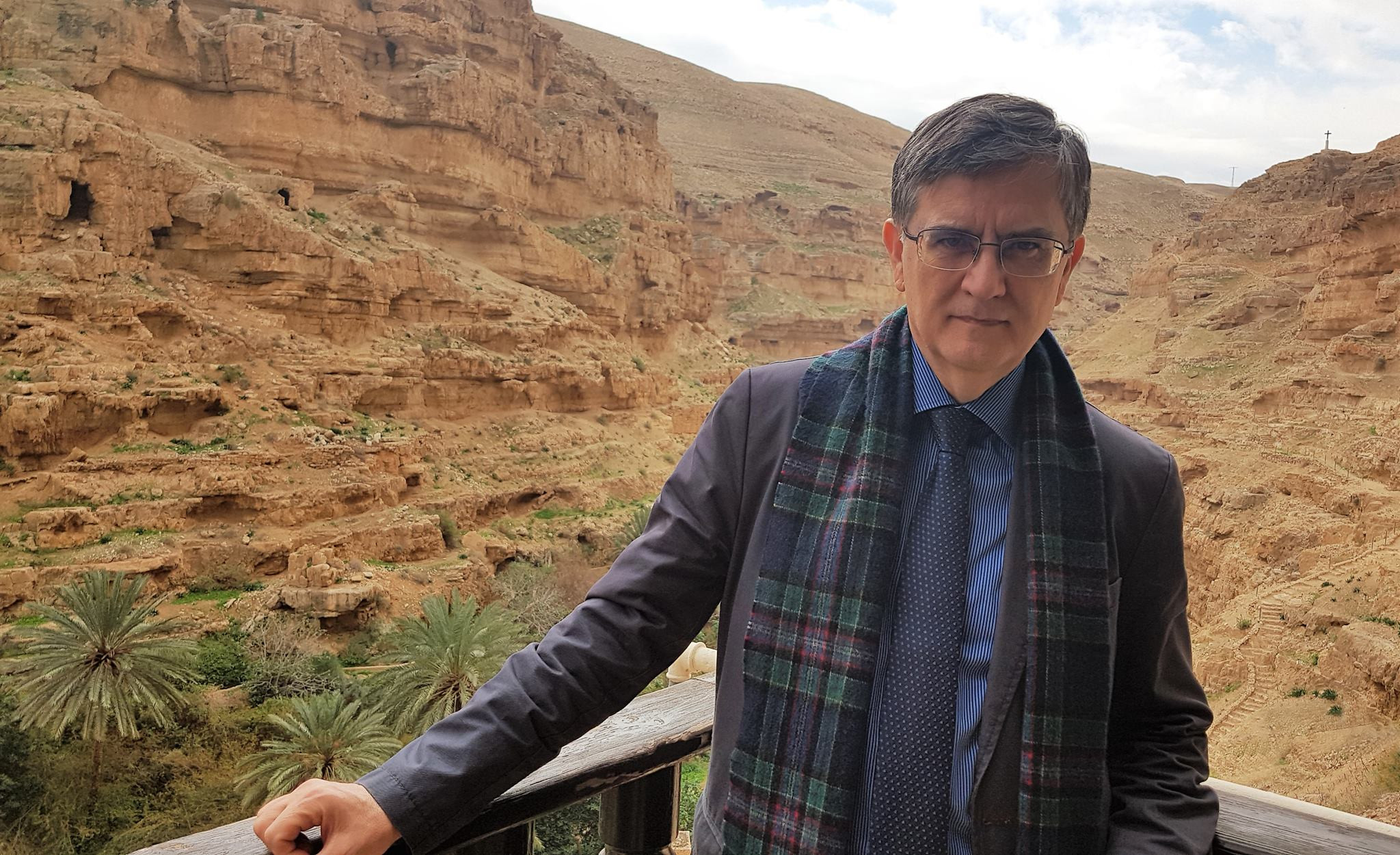 Rectorul Universității București a demisionat în semn de protest față de numirea lui Popa la Educație