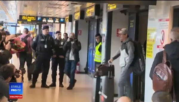 Simona Halep a ajuns acasă: Trei întrebări și plec