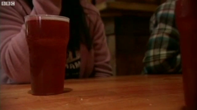 Țara care interzice tinerilor să consume alcool înainte de 20 de ani