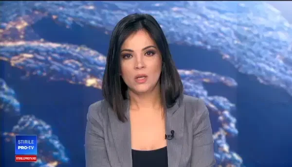 Un tânăr de 17 ani, sub control judiciar. Polițiștii au găsit mai multe pistoale în locuința sa