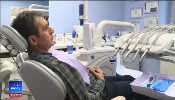 România, ţara extremelor. Adulți fără dinți în timp ce clinicile de lux prosperă