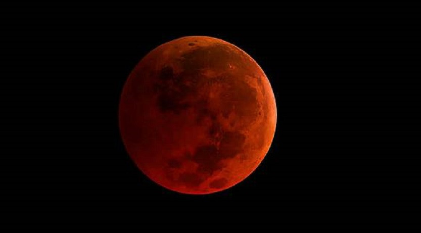Eclipsă totală de Lună pe 21 ianuarie. ”Luna Sângerie”, vizibilă și în România