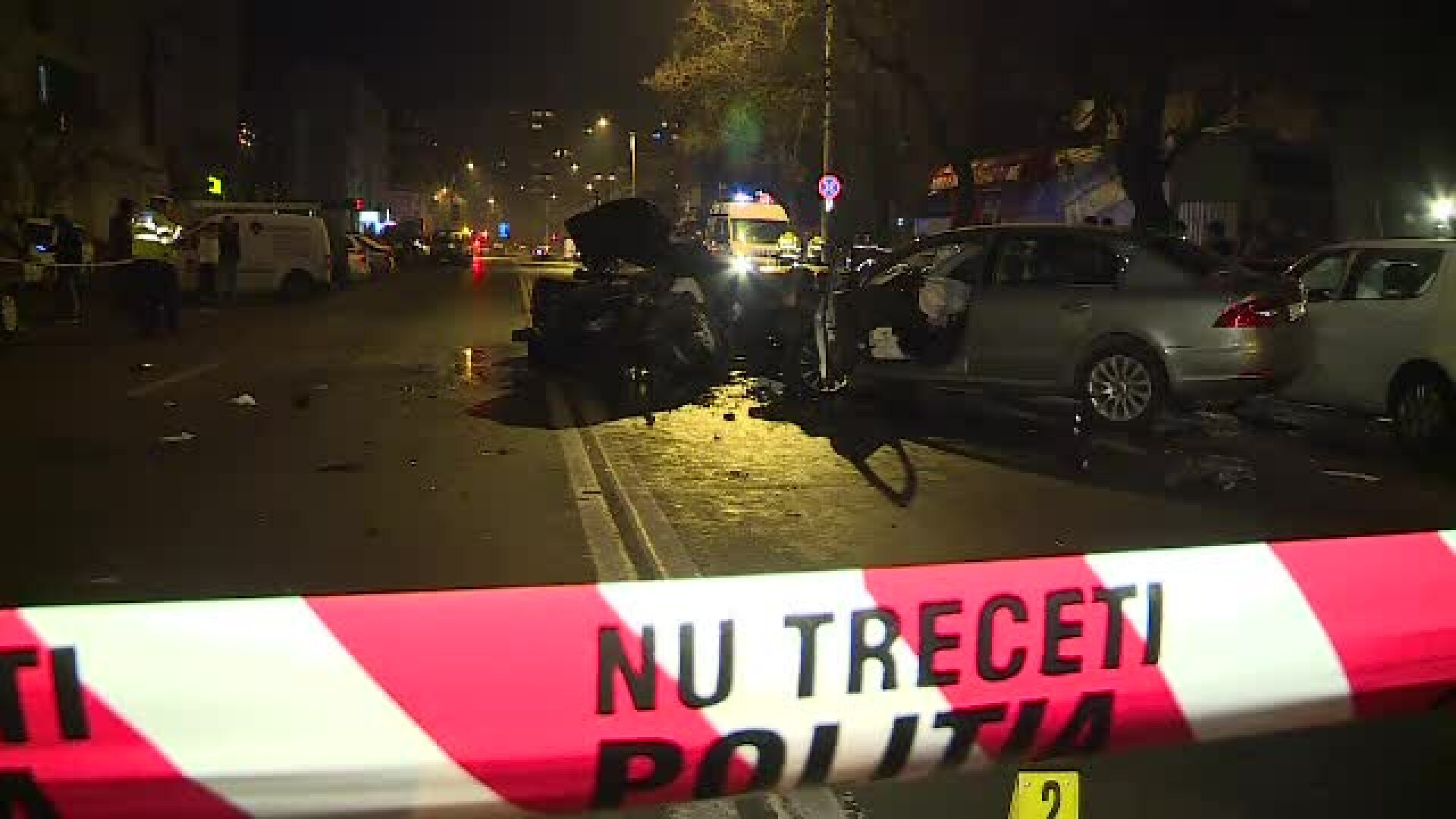 Accident cu 3 răniţi în sectorul 1, după ce un şofer a pierdut controlul volanului