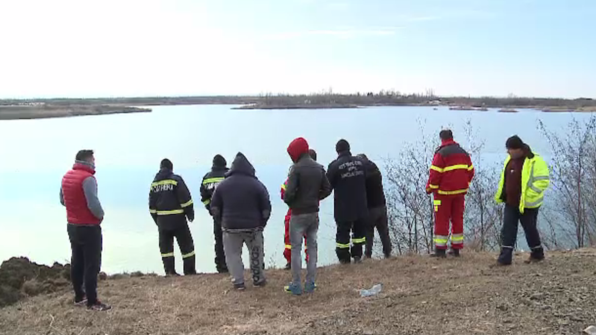 Cadavrul bărbatului care a plonjat cu maşina într-un lac a fost găsit