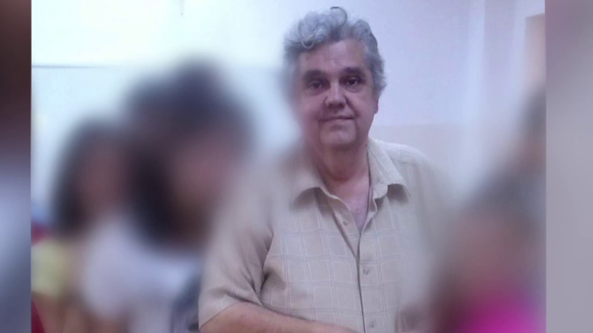 Cum a reuşit profesorul de istorie, reţinut pentru pornografie infantilă, să îşi ascundă înclinaţiile bolnave