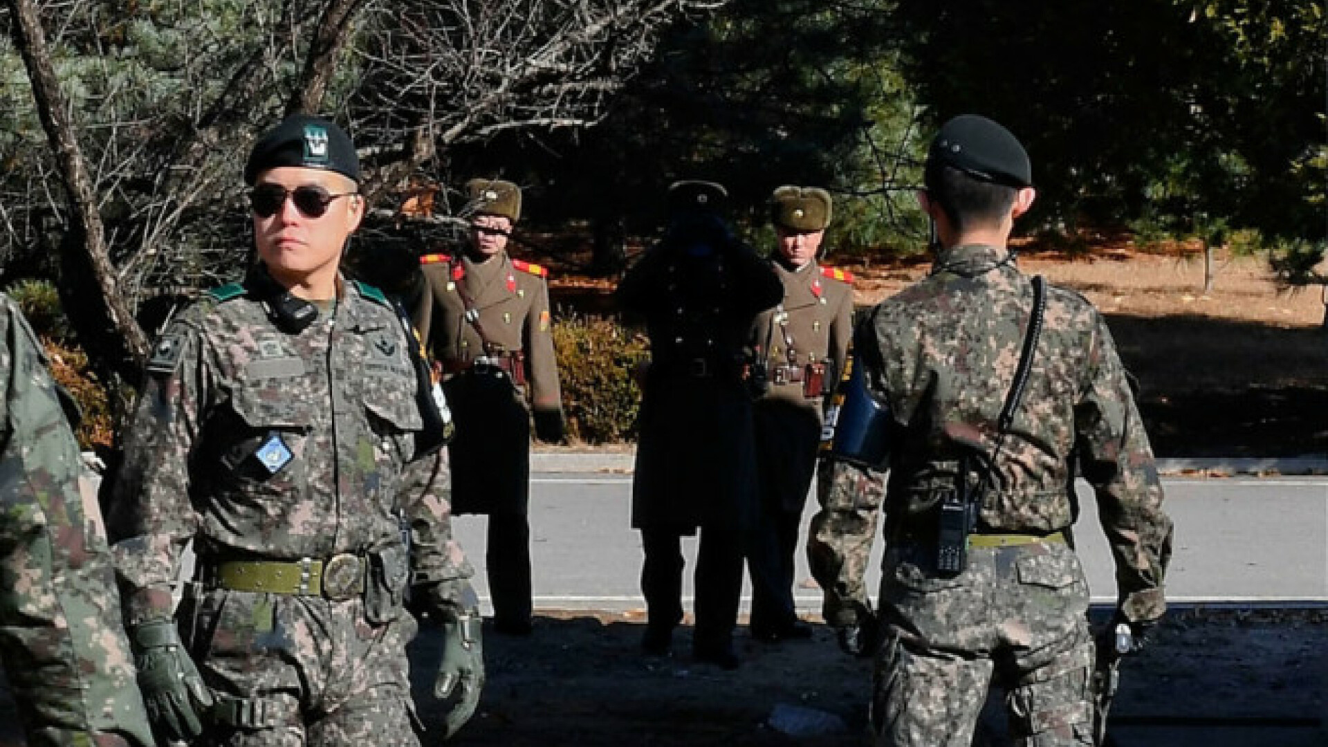 Viața ca șef în poliția nord-coreeană: „Înainte să executăm oameni, primim mâncare și alcool”