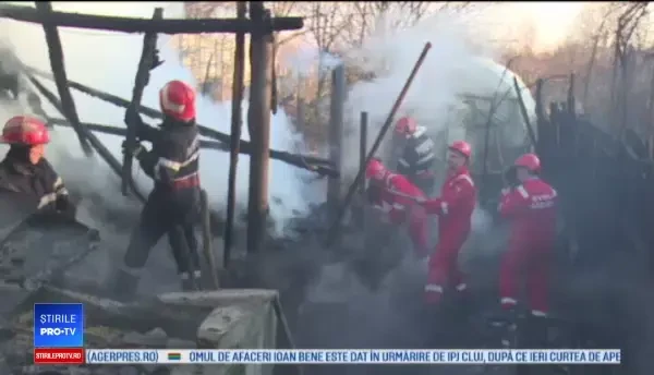 Bătrân din Dâmbovița, rănit grav când încerca să își salveze animalele