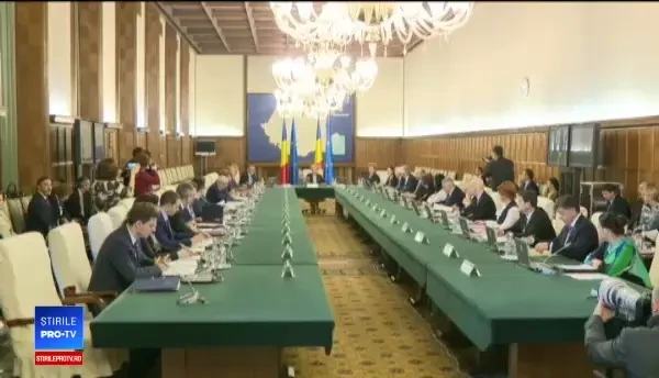 Noul Cod Fiscal ar fi scăzut, de fapt, salariile profesorilor și grefierilor. Proteste anunțate în 2 săptămâni